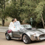 casamento villa casarão Anna e Sasha carro conversível Shelby cobra